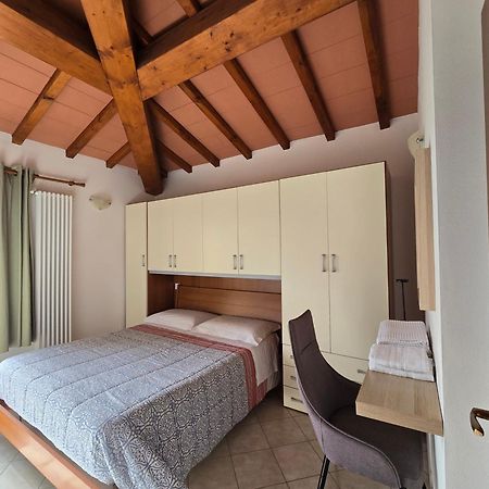 Finestra Della Val D'Orcia Apartment Contignano Exterior photo