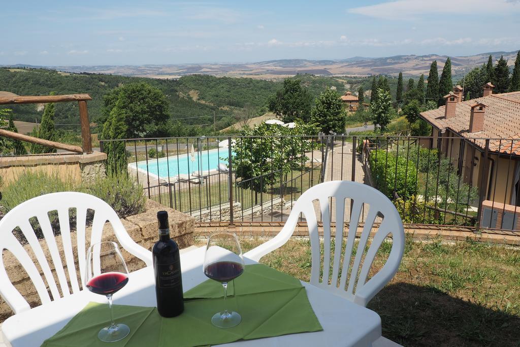 Finestra Della Val D'Orcia Apartment Contignano Room photo